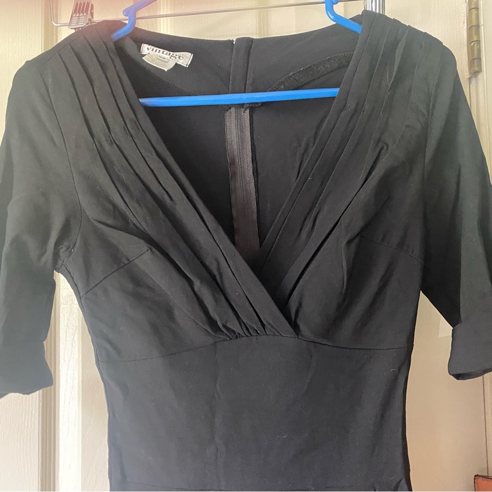 Unique Vintage Black Long Sleeve Dress